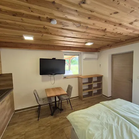 Apartma Markelj *